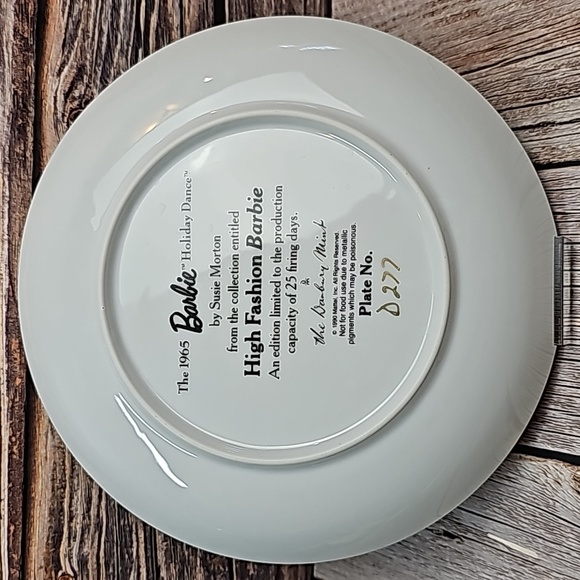 VINTAGE 1959-1966 HIGH FASHION BARBIE DANBURY MINT COLLECTORS PLATES - Picture 9 of 13